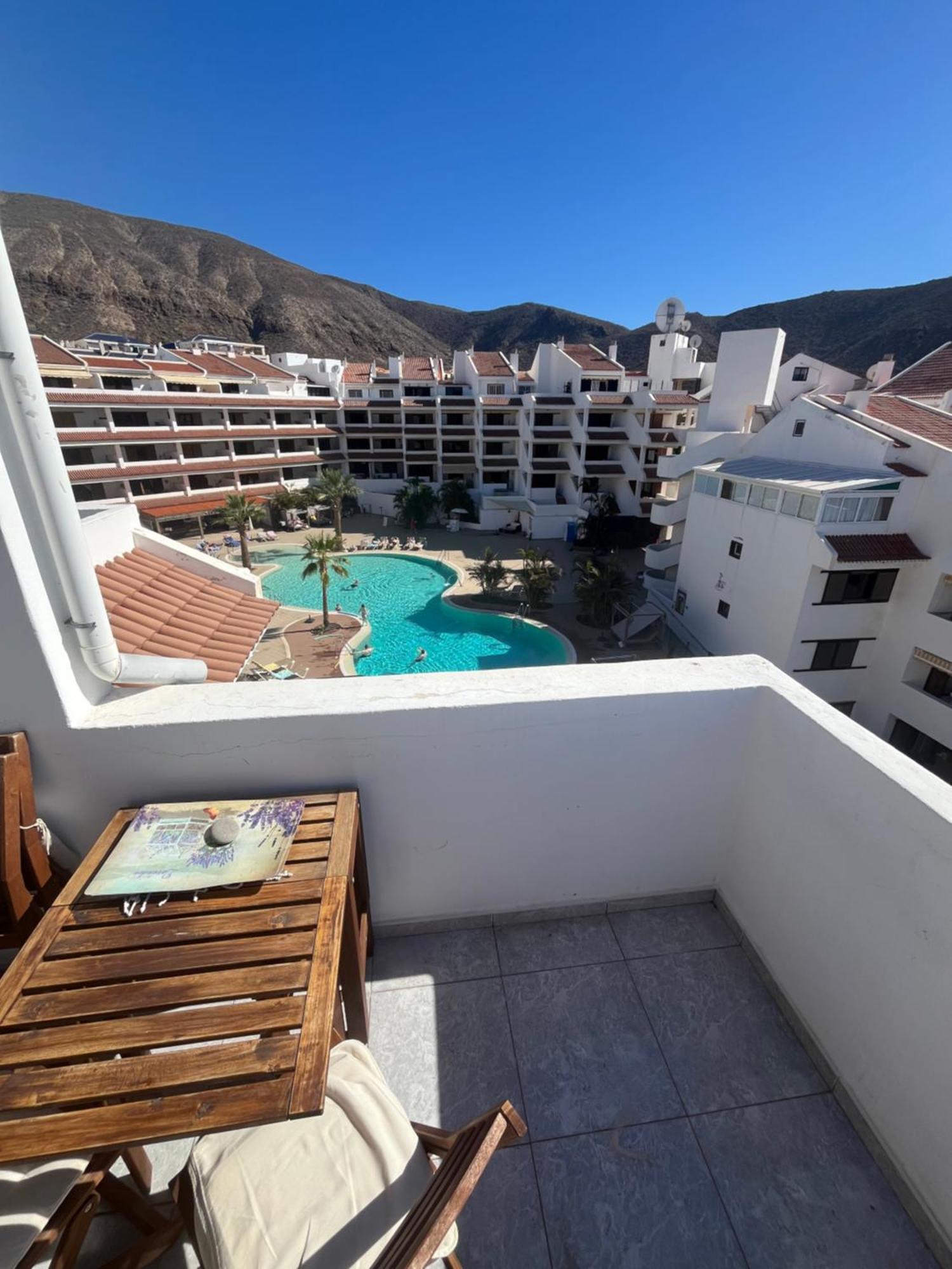 Апартаменты Sea View Penthouse With Large Terrace Лос Кристианос Экстерьер фото